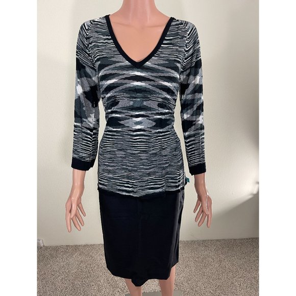 NWT Stacia 100% Spun Rayon Black Mix Indian Neck Tunic Sweater Size M - Picture 1 of 10